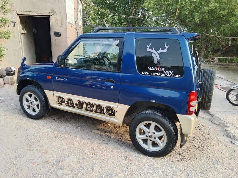 Mini pajero 1100cc manual 4/4 in excellent condition 10