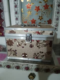 jewelry box