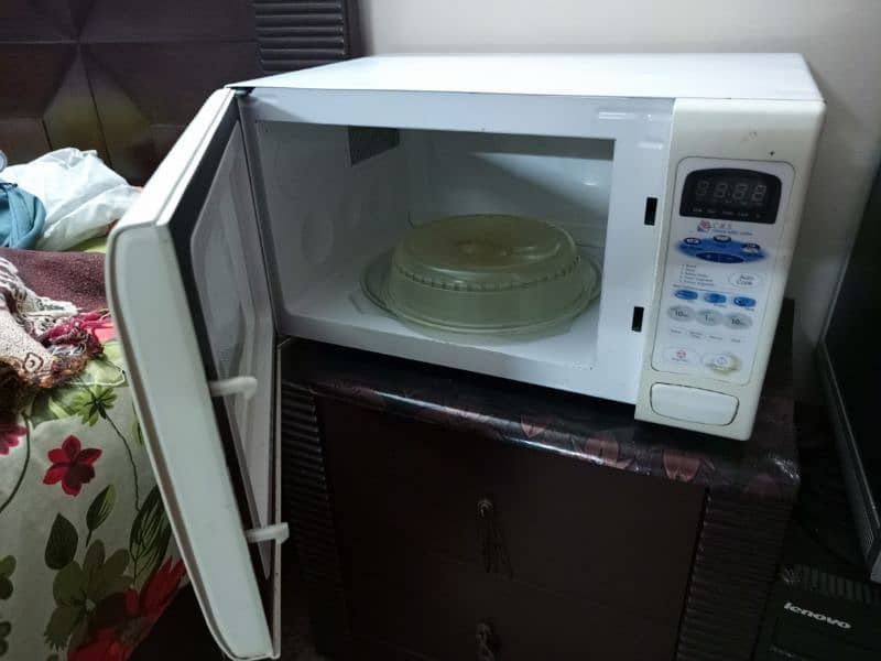 Microwave 2