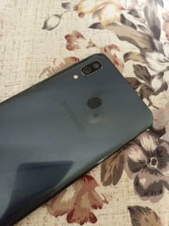 samsung Galaxy A30