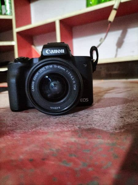 Canon M50 with 128 GB Card 3