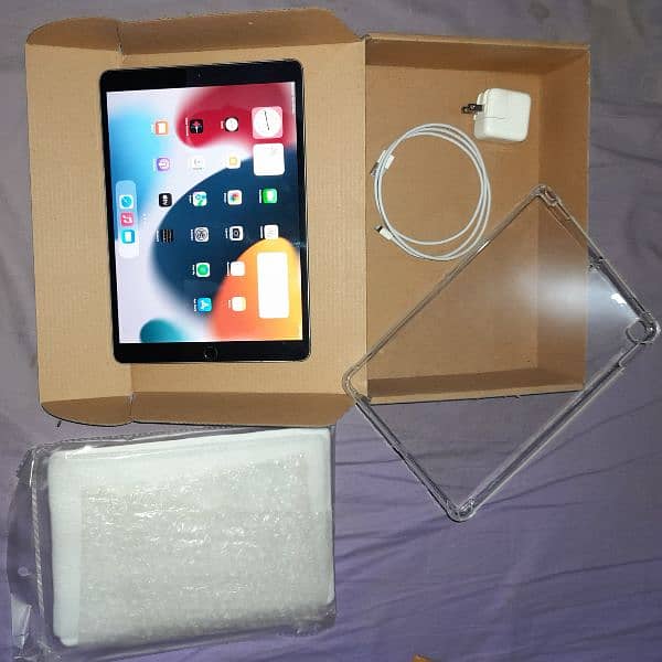 APPLE IPAD PRO 10.5 + CELLULAR VERSION 3