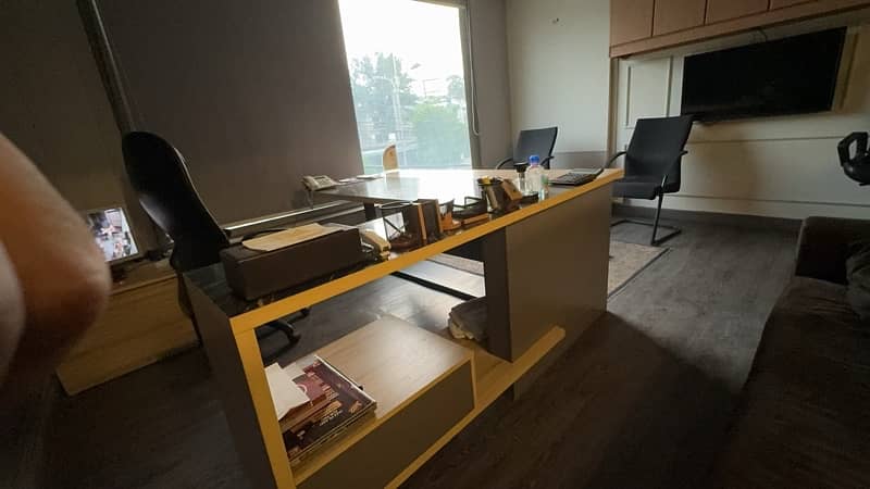 office executive table 2