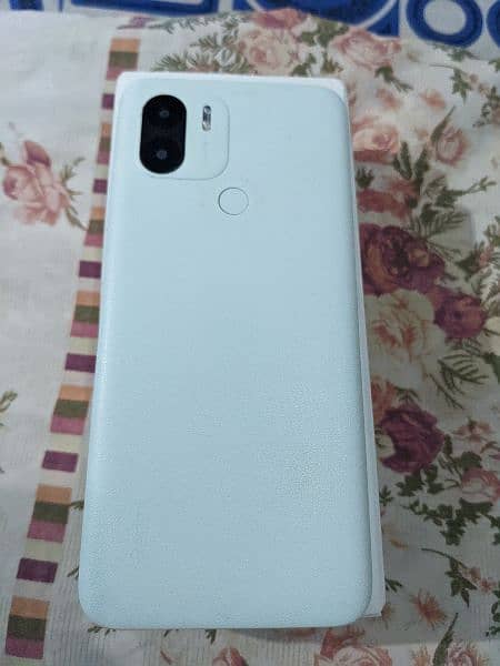 Redmi A2 plus 7