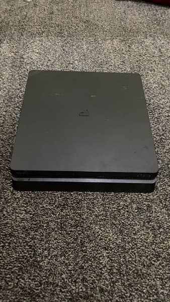 ps4 slim 1