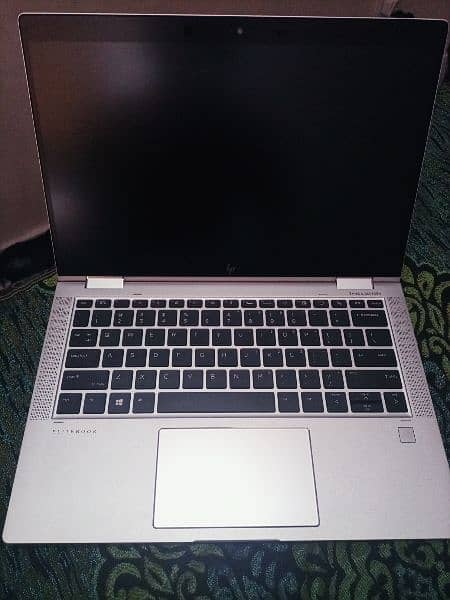 HP Elitebook 1030 x360 touch i7 8th gen 16gb ram 512 gb m2 ssd face id 9