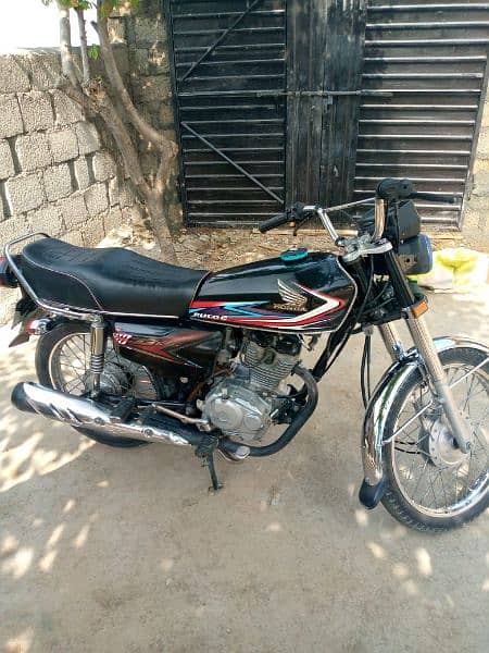 honda 125 in good condition whatsapp 03110058642 0