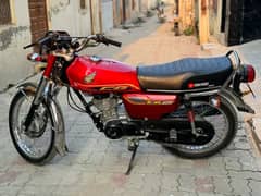 Honda 125 2022 Model  10/10 Golden Islamabad Number