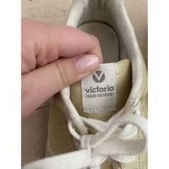 Premium French-Made Victoria Sneakers - Stylish & Eco-Friendly