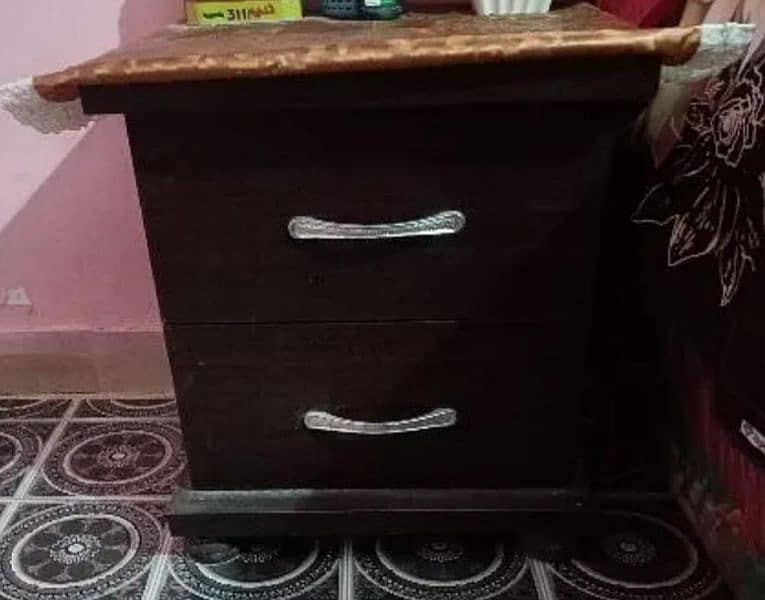 bed with mattress in good condition 2