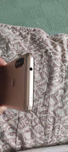 Mi A2 lite 4