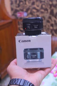 Canon 50mm Stm F/1.8 with box