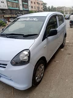 Daihatsu Mira 2012