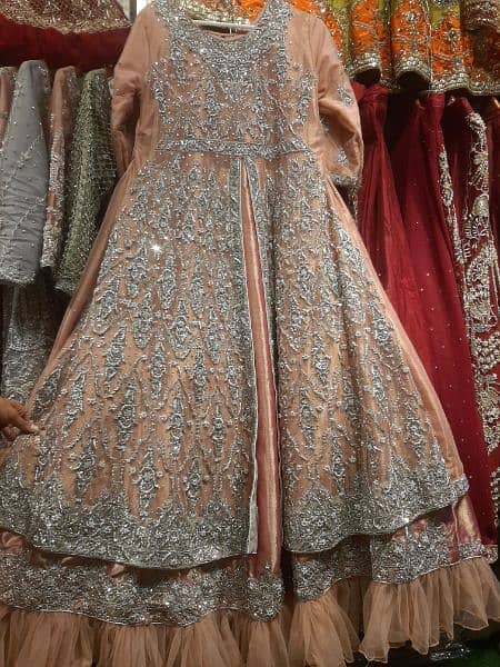 Welvet Lehenga Rent, Wedding Lehenga, Rent Maxi, Maxi on rent 13