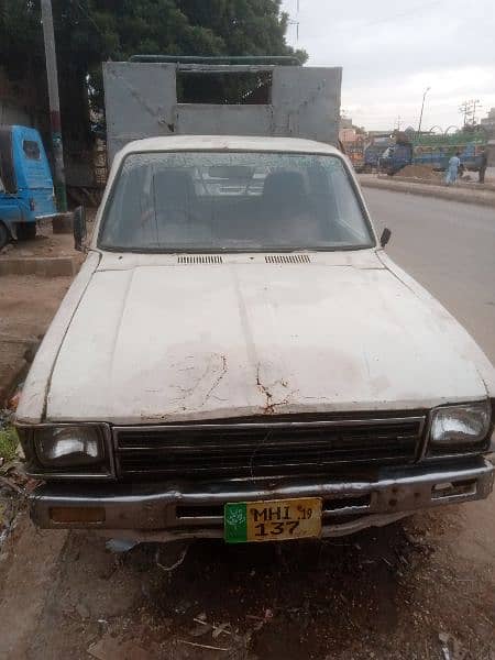 Toyota Hilux 1982 6