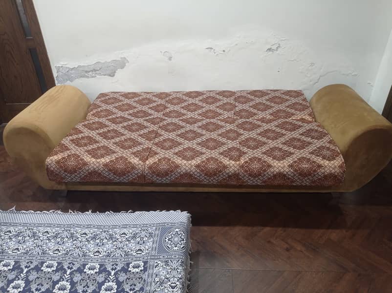 Sofa Come Bed Urgently Sale 3