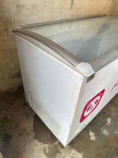 ice cream freezer 100% ok full genuine