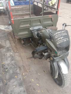 chingchih loader reksha 200cc. open later Karachi.