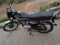 Honda 125 2015 model Punjab Lahore no for sale Whatsapp 03369363759