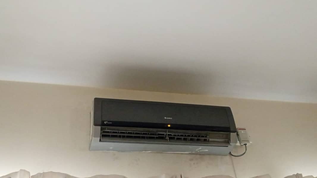 Gree AC G10 Inverter Heat Cool 0