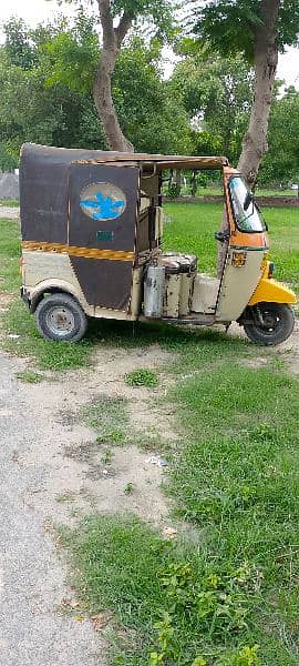 I want to sale my siva rickshaw 0