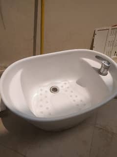 Meni Pedi tub