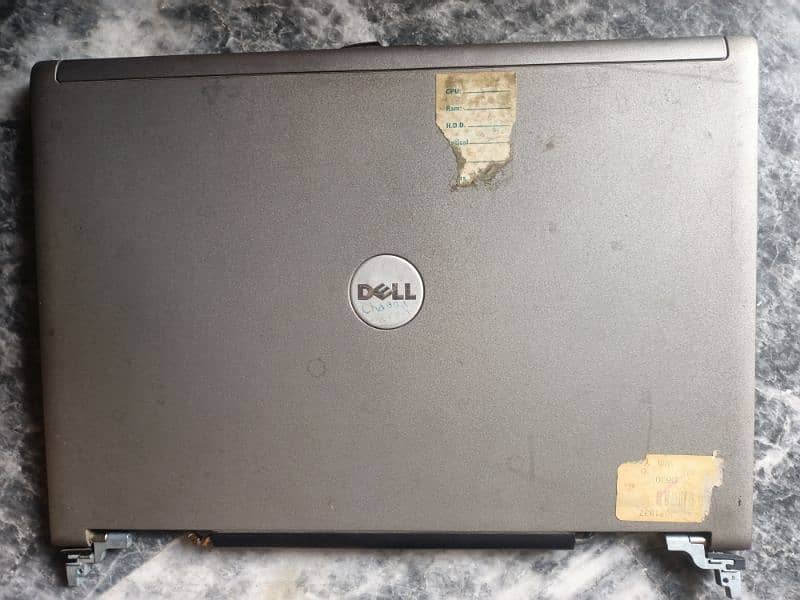 Dell D630 orignal lcd panel with frame 1