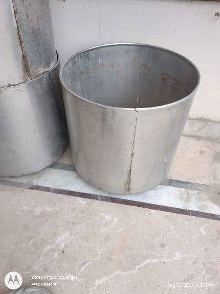 stainless steel planter 0