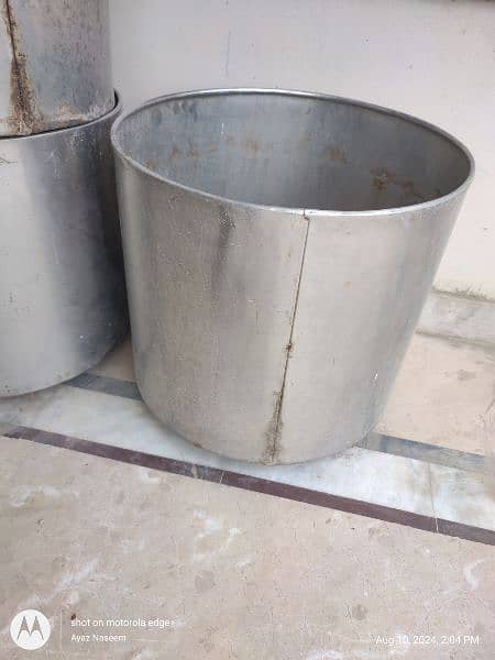 stainless steel planter 3