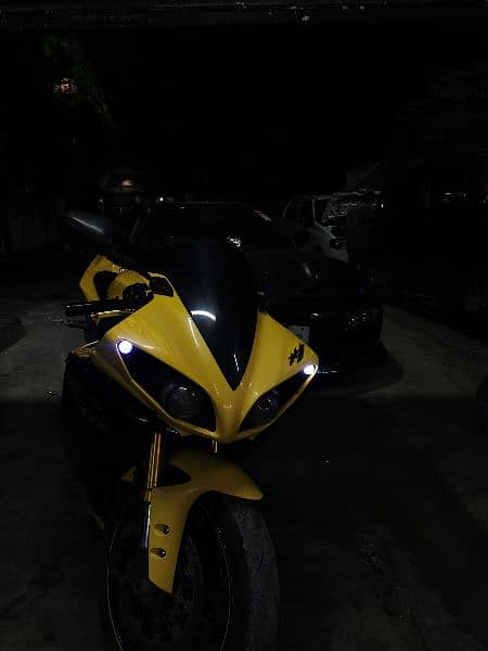 Yamaha yzf r1 2009 5