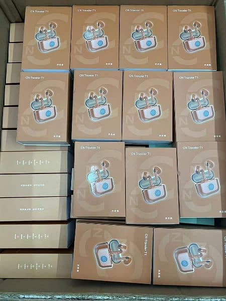 Apple airpods pro and airbuds in different verities in wholesale. . 7