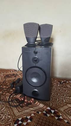 Harman kardon branded speakers with woofer