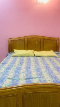 wooden bed with spring matteress for Sale