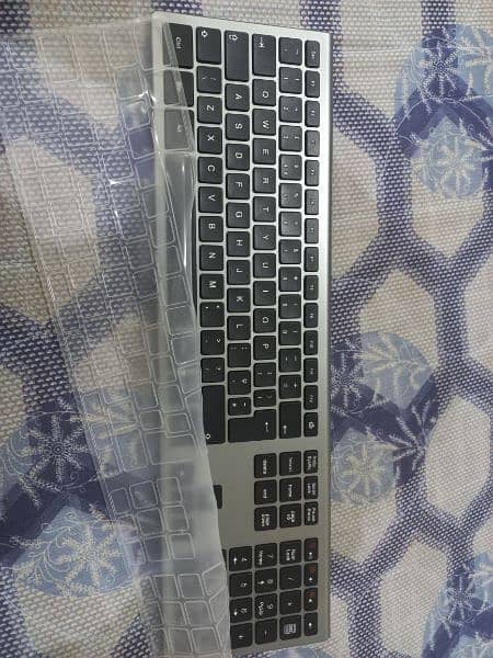 new metal good quality wireless rechargeable keyboard 3