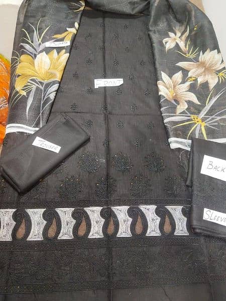 3 Pcs Women's Unstitched Lawn Embroidered Suits 11