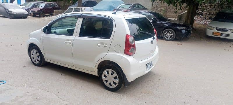 Daihatsu Passo Boon  2012 4