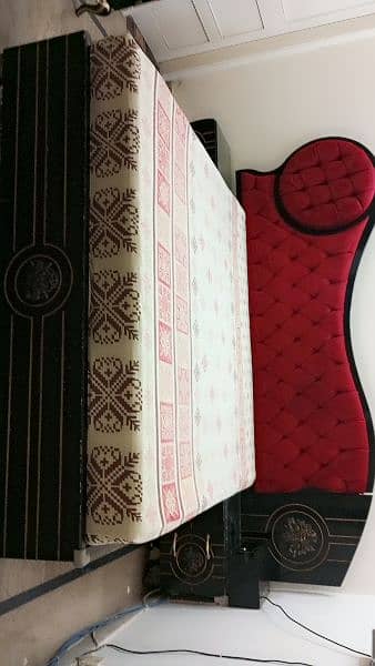 king deco velvet bed 1