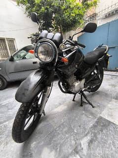 Yamaha YBR G 125