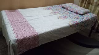 Single Iron Bed 0