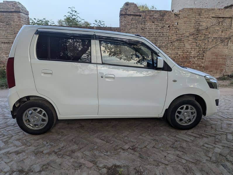 Suzuki Wagon R 2020 12