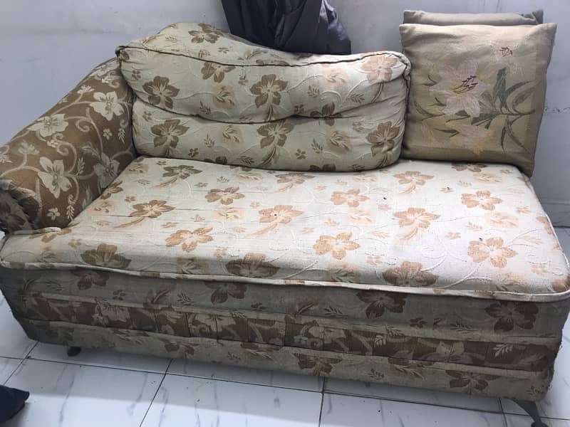 Two Seater Sofa / sety Urgent sell 0