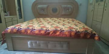 bed set wooden 0