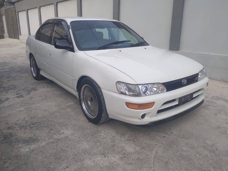 Toyota Corolla XE 1999 1