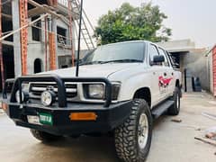 Toyota Hilux Dala bumper to bumper geniune brand new condition 10/10 0