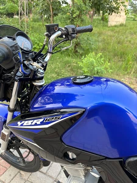 Yamaha ybr 125 2021 ( Excellent condition ) 8