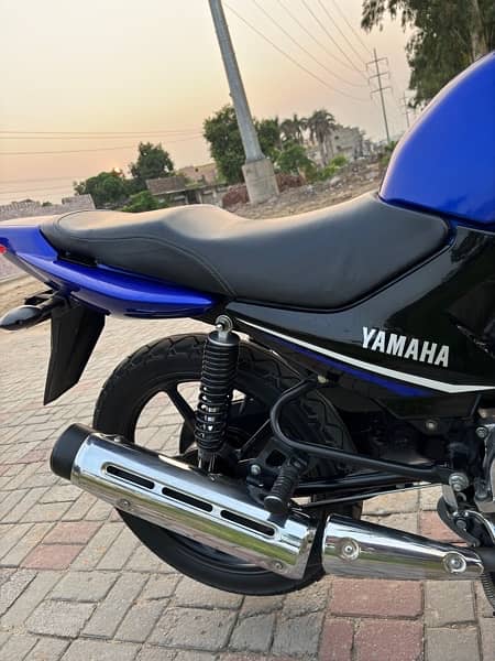 Yamaha ybr 125 2021 ( Excellent condition ) 16