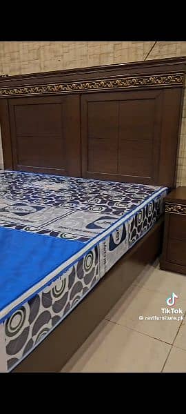 Bed set / king size bed / double bed / wooden bed / bed / side tables 16