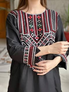 2 PCs womans stitched linen printed shirt and trouser