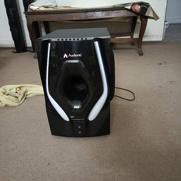 woffer adinice rb105 good condition full ok 10day  used only for sale 2