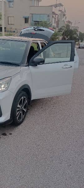 Daihatsu Rocky 2020 1